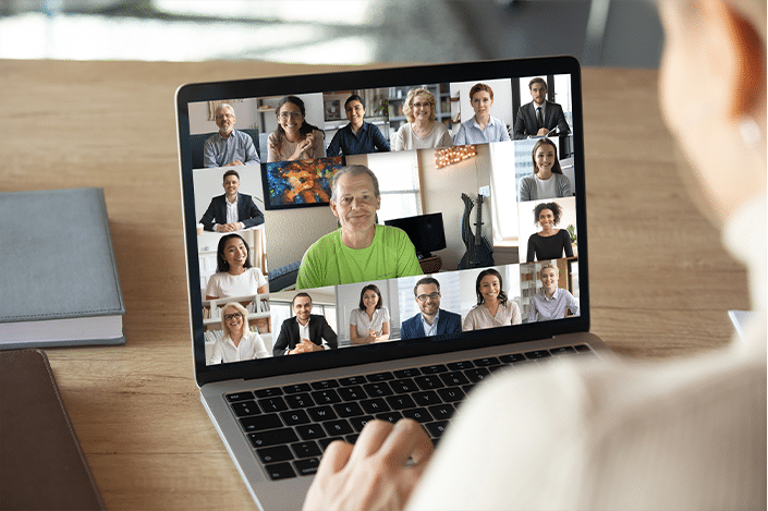 Mike Rayburn leading a virtual mastermind Zoom session with members of the Gold Mine Gang one-year program